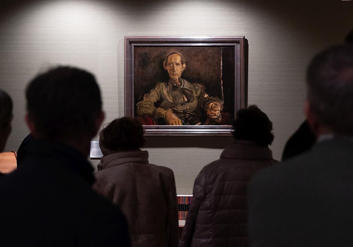 Ruta organizada con anterioridad para contemplar las obras de arte de las Cortes.