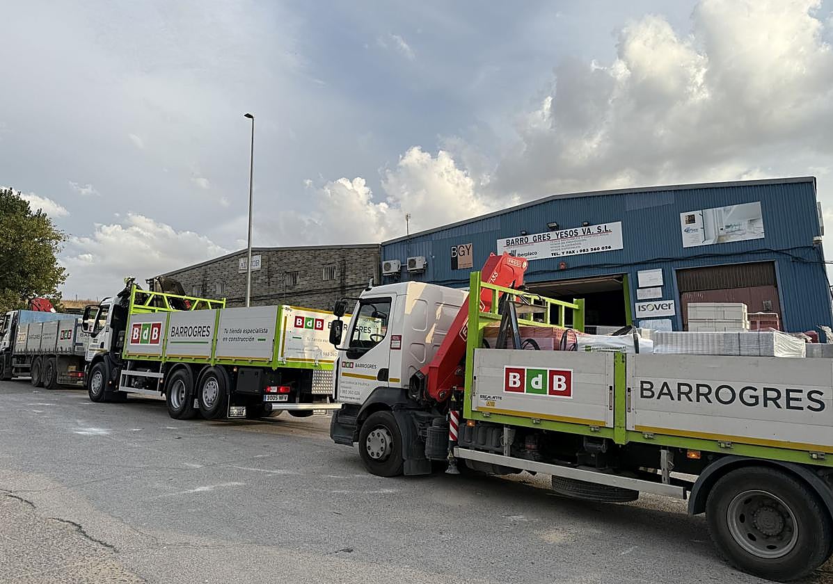 Flota de camiones de BdB Barro Gres.