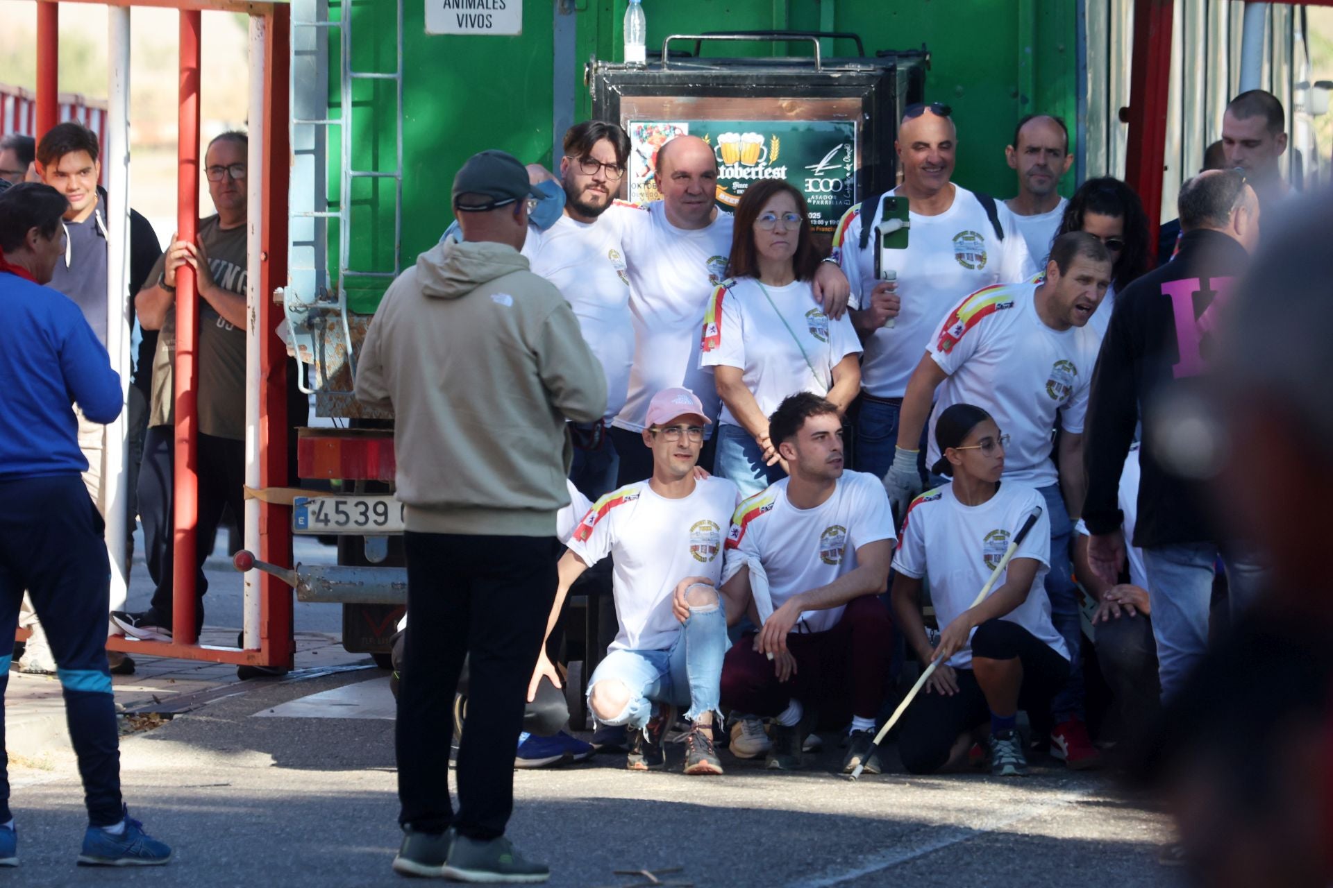Las imágenes de la suelta del toro de cajón en Olmedo