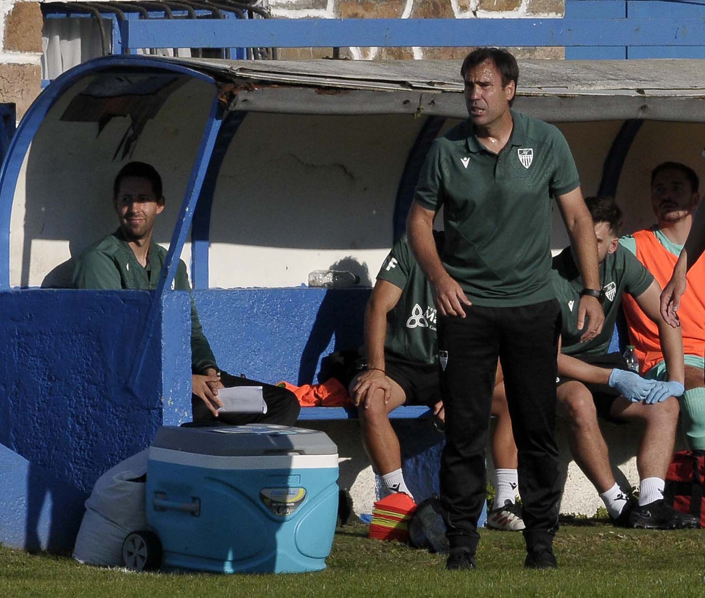 Fotos del partido entre el Marino de Luanco y la Segoviana