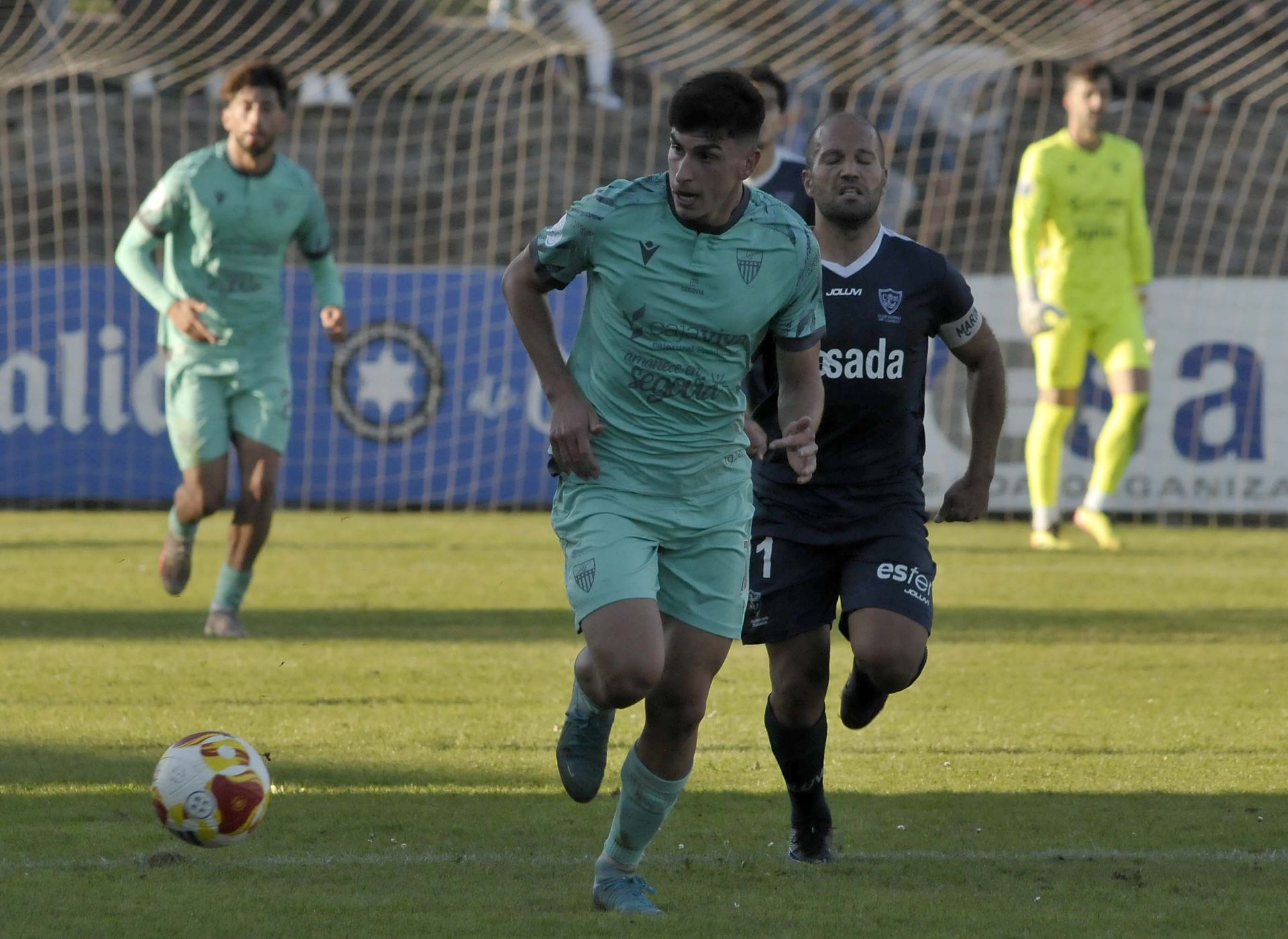 Fotos del partido entre el Marino de Luanco y la Segoviana
