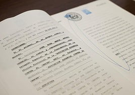 Detalle de un testamento en favor de la Asociación Contra el Cáncer.