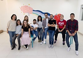 Docentes del CEIP Pedro Gómez Bosque, a la derecha el director del Centro, Diego Olivar Aldudo.