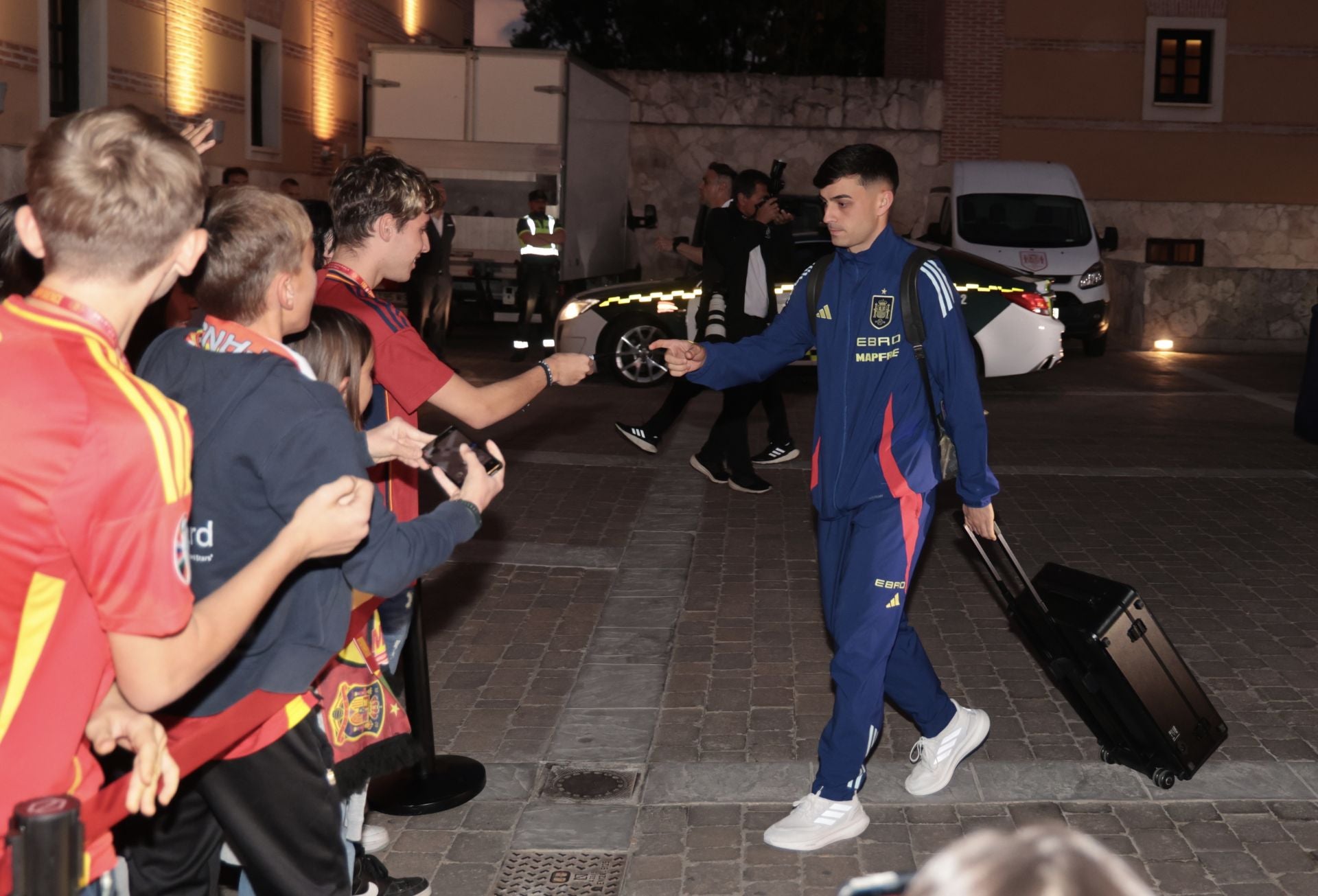 Las imágenes de la llegada de La Roja a Valladolid