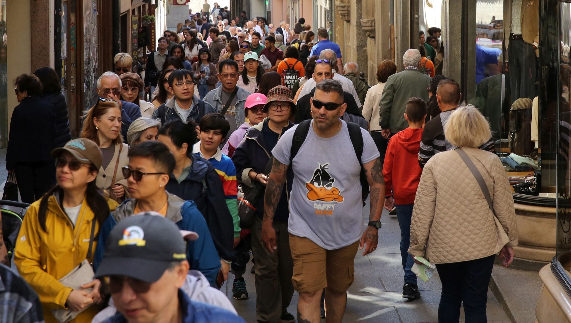Los turistas abarrotan Segovia por el puente del Pilar