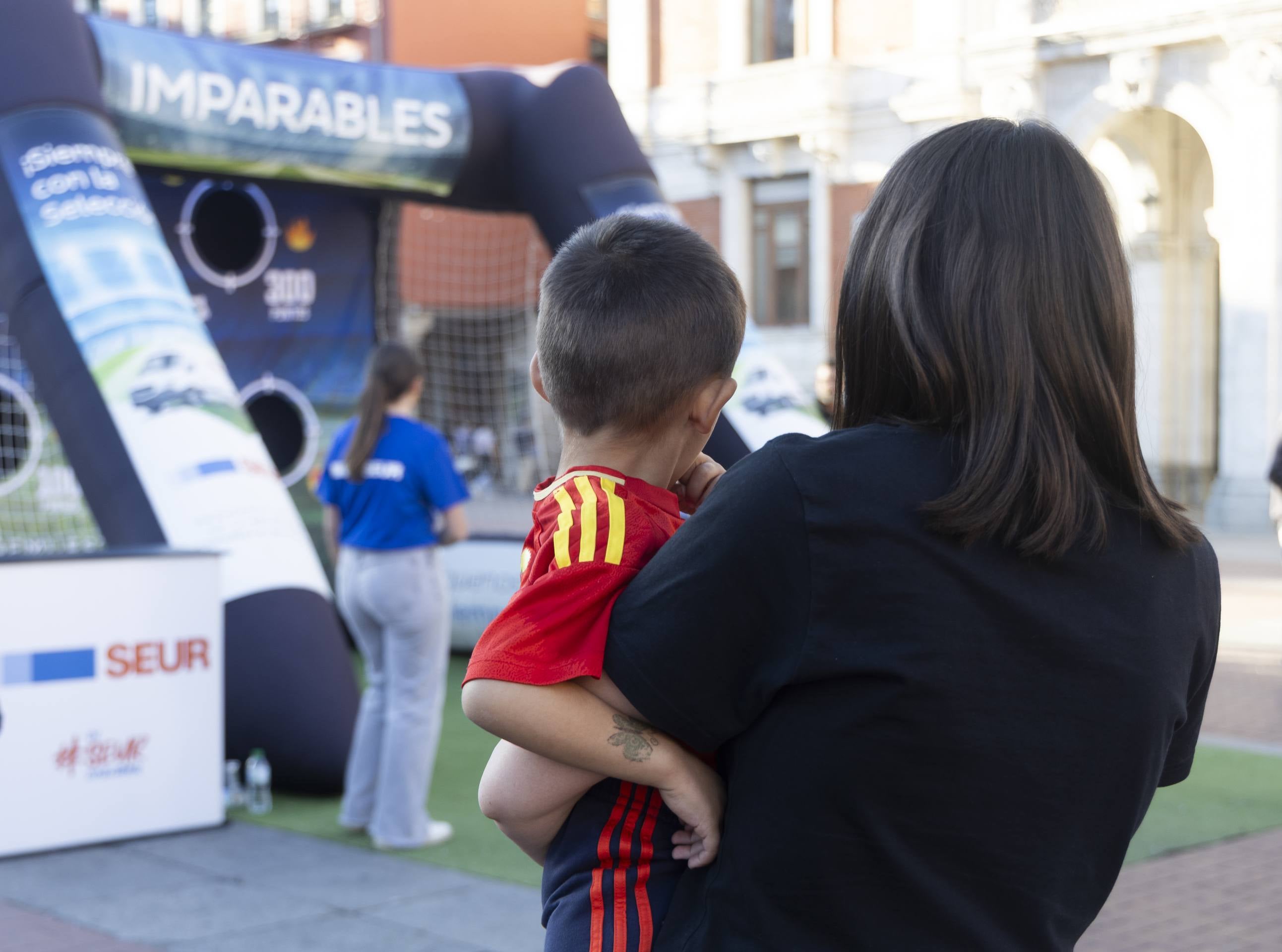 Las imágenes del fanzone del España-Bulgaria