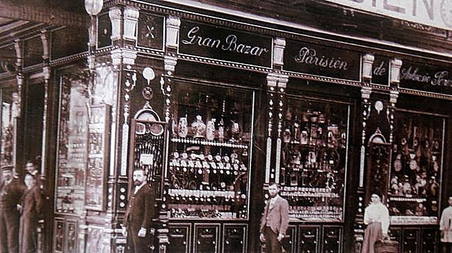 El símbolo de los galardones de la Seminci es la Espiga. El joyero vallisoletano Kiko Contreras ganó el concurso en 2016 para encargarse de su nuevo diseño. El original fue creado por la mítica joyería vallisoletana...