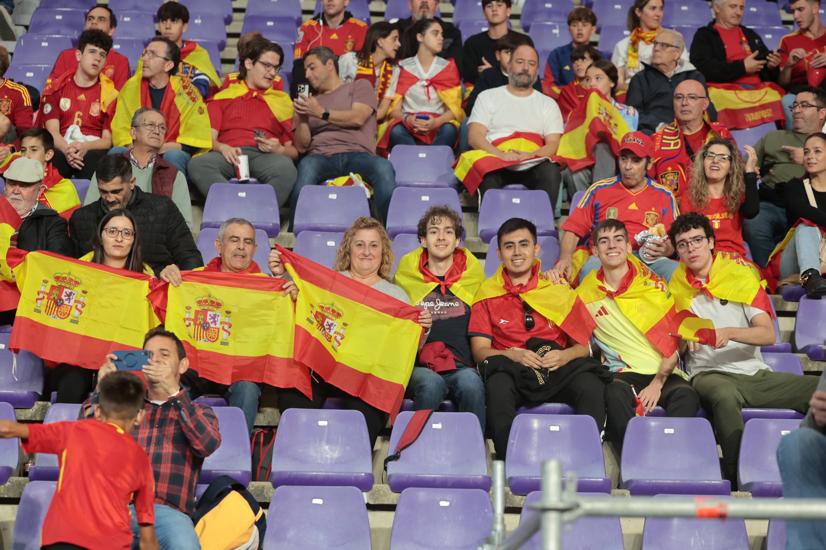 Búscate en la grada del José Zorrilla (2/4)