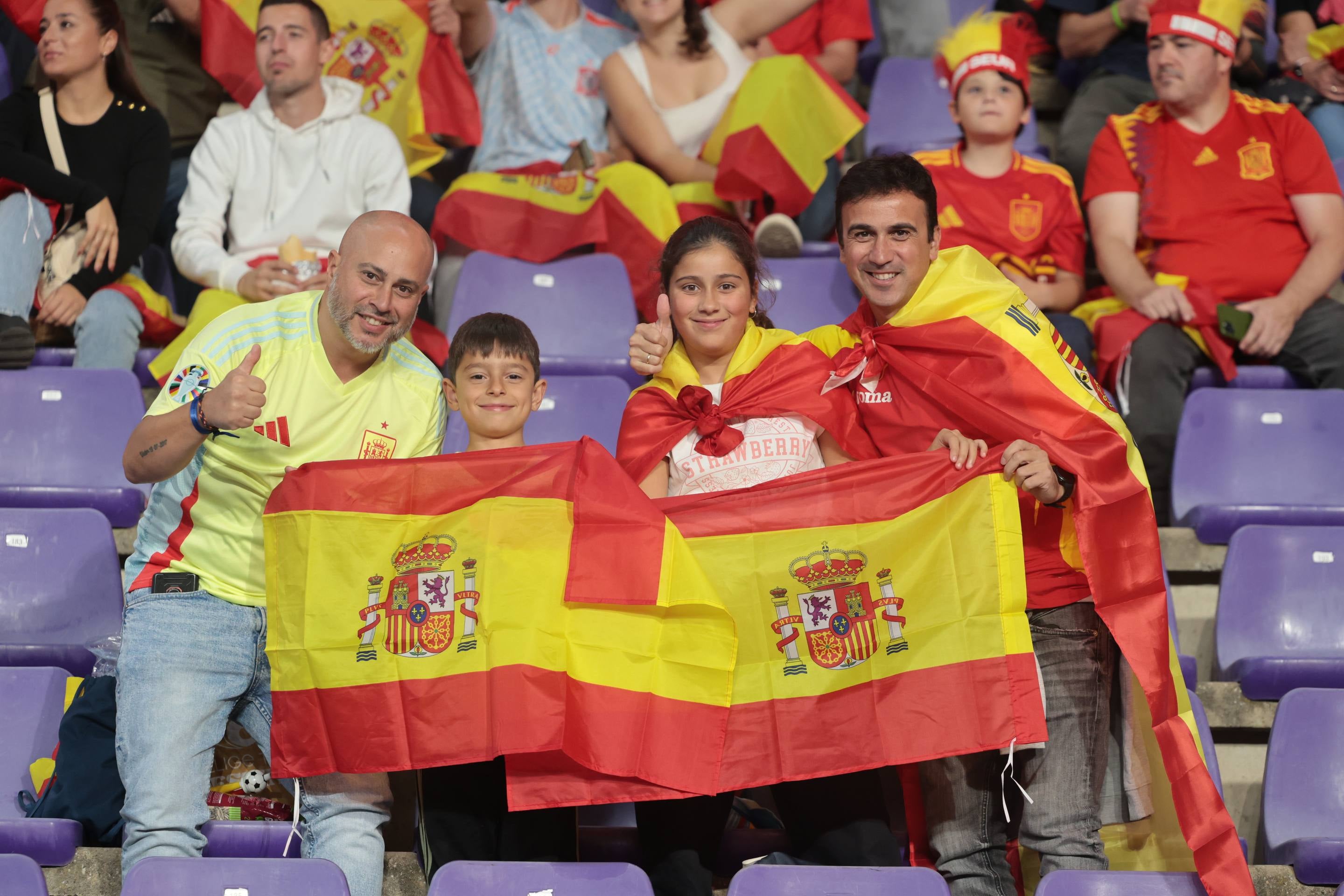 Búscate en la grada del José Zorrilla (2/4)