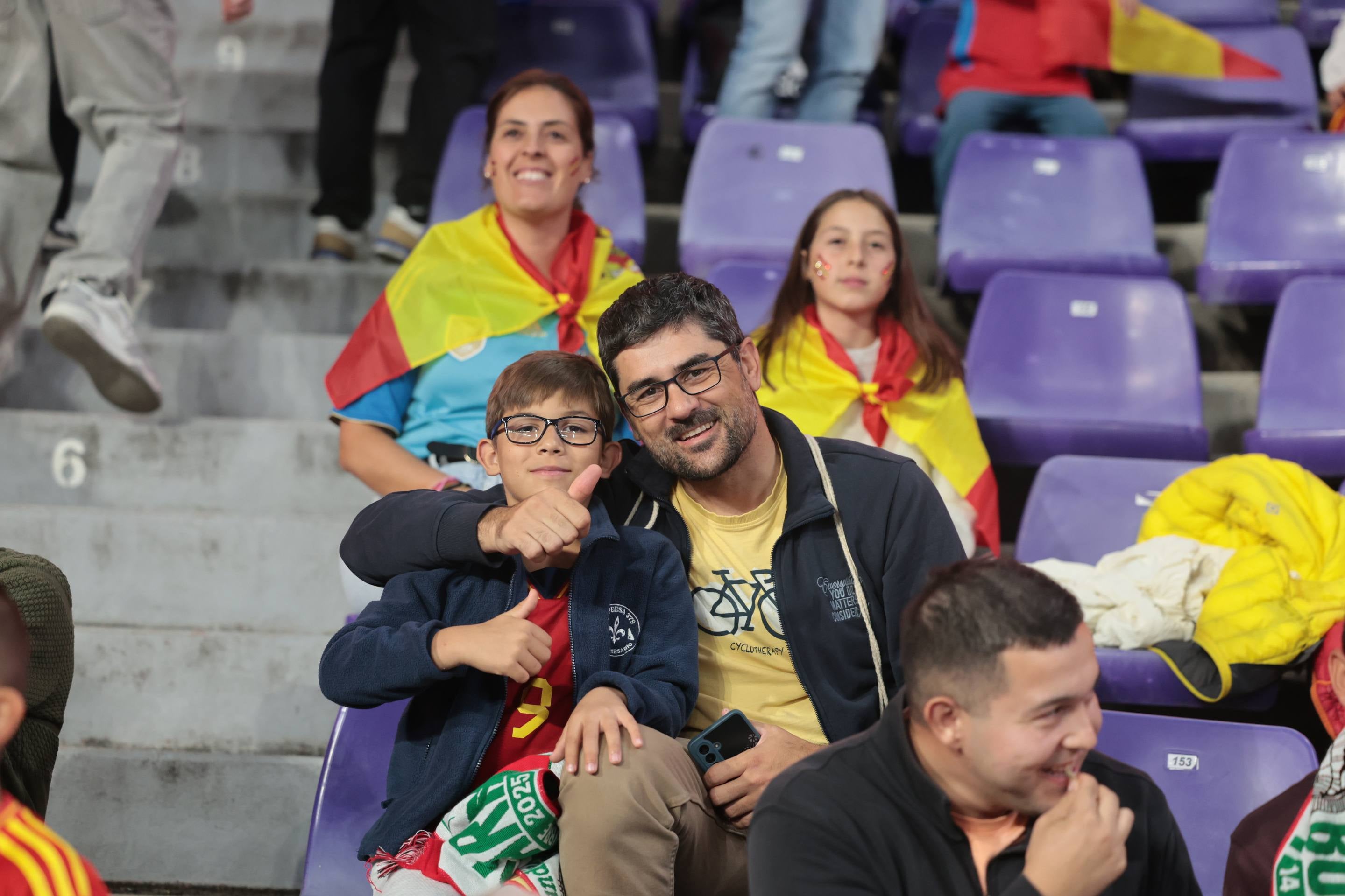 Búscate en la grada del José Zorrilla (3/4)