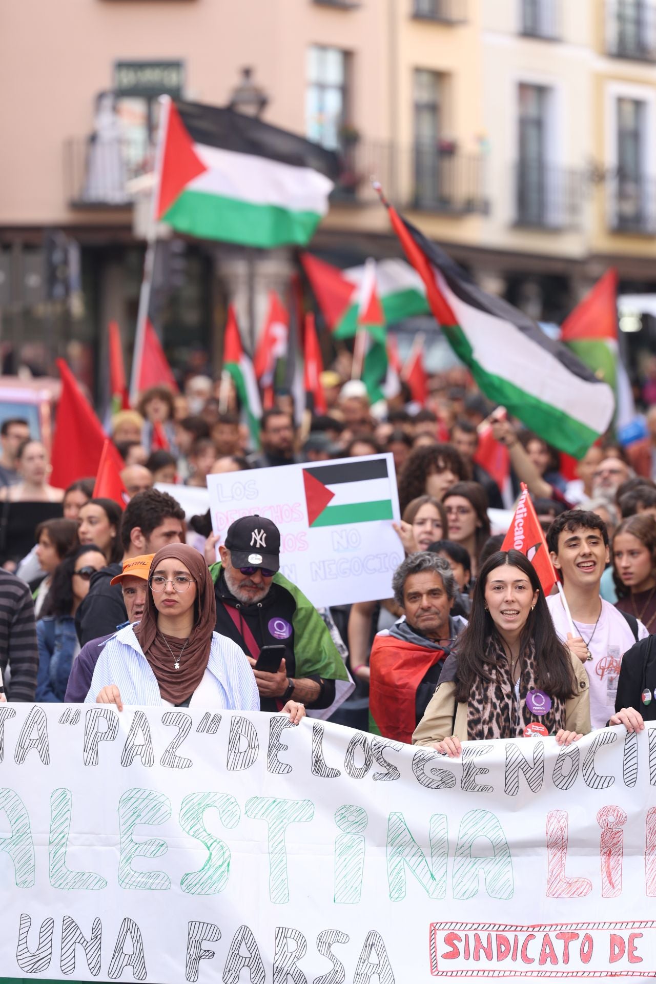 La manifestación del sindicato de estudiantes en apoyo a Palestina, en imágenes