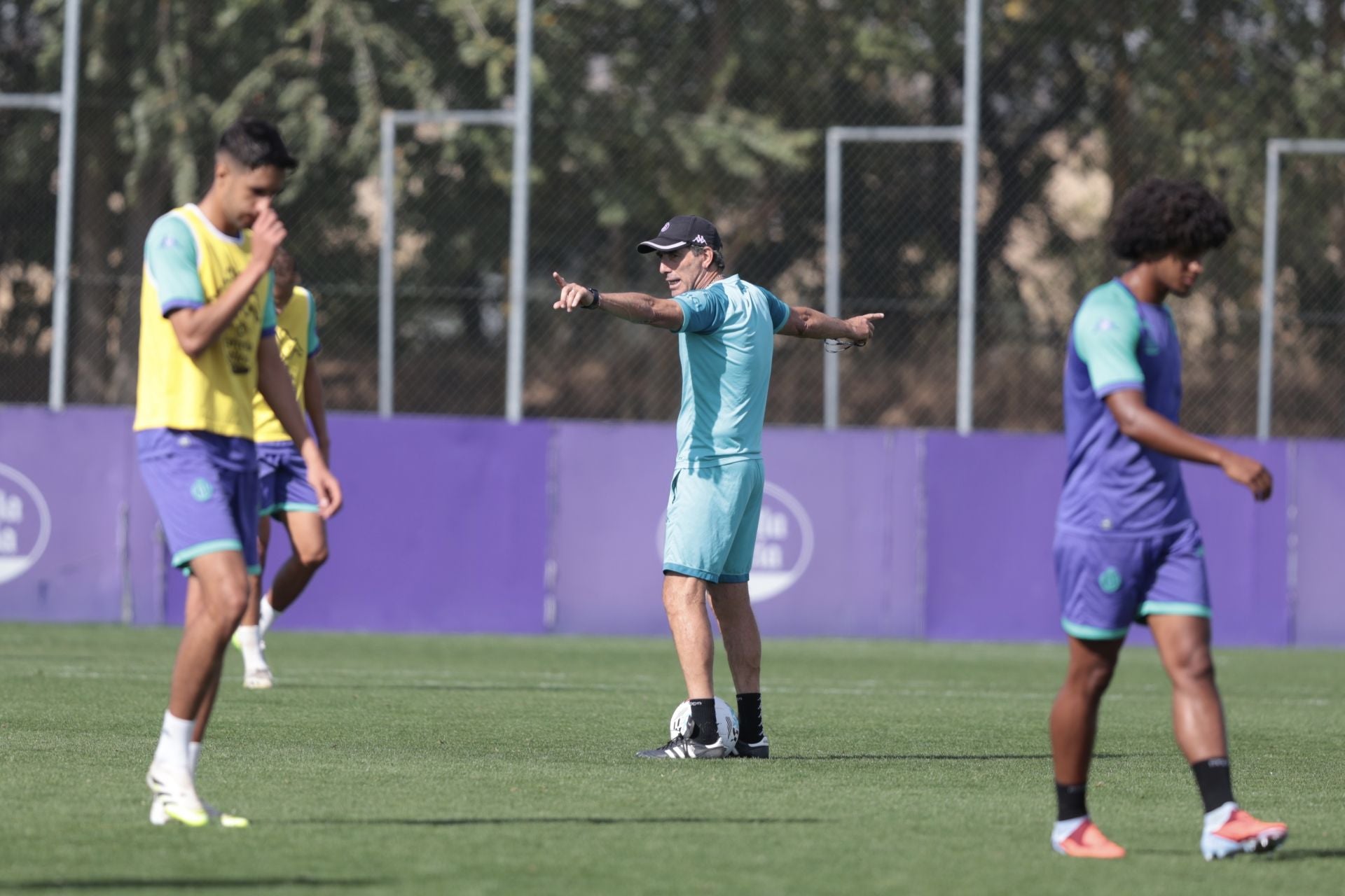 Las imágenes del entrenamiento del Real Valladolid tras la victoria en Burgos