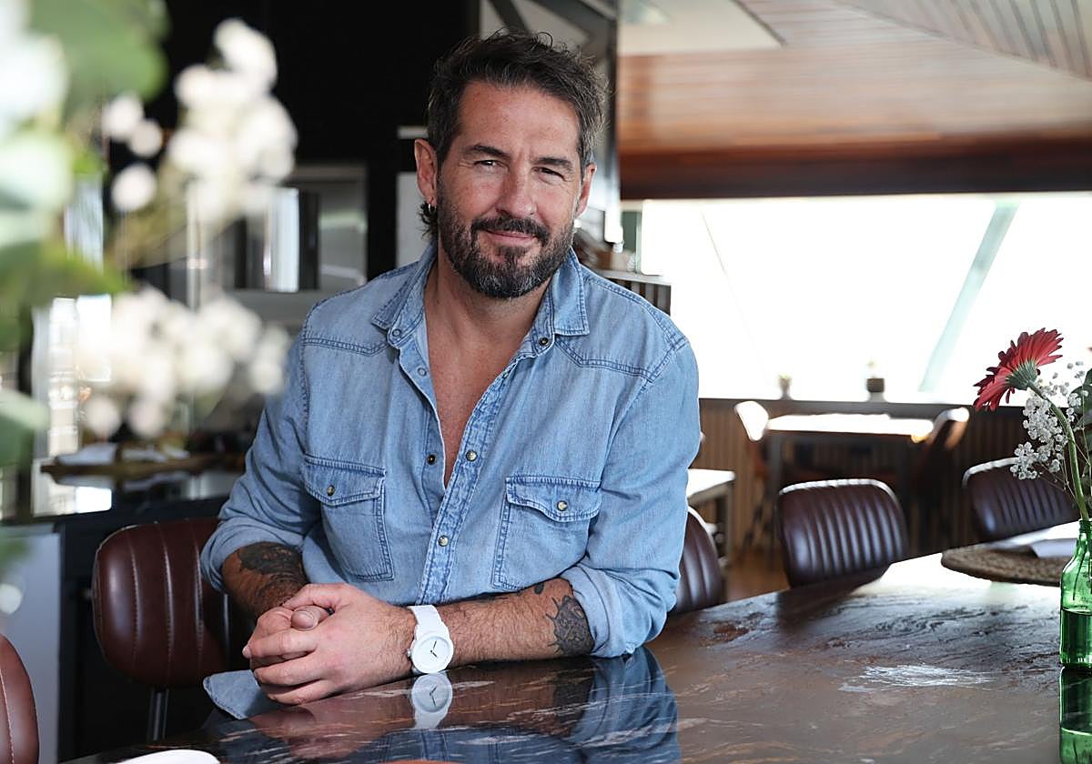 El cocinero vallisoletano Javier Peña en su restaurante Sibaritas Klub, ubicado en el Museo de la Ciencia de Valladolid.
