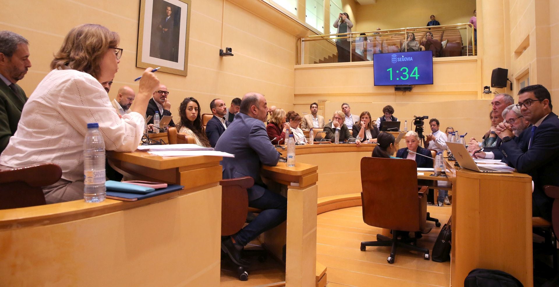 Fotografías de la mañana municipal en el Ayuntamiento de Segovia