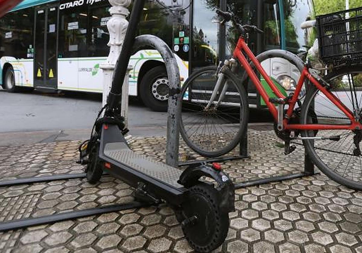 Detenido por robar un patinete en una vivienda mientras dormía la inquilina