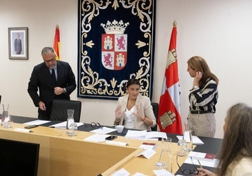 La oposición pide informes jurídicos que avalen la presentación de los presupuestos de Castilla y León