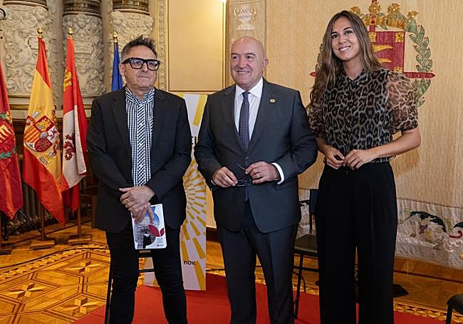 El director de la Seminci, José Luis Cienfuegos, el alcalde de Valladolid, Jesús Julio Carnero, y la concejala de Truismo, Blanca Jiménez.