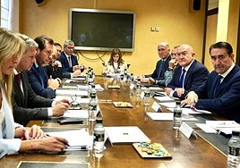 Reunión de la Comisión de seguimiento de la Sociedad Valladolid Alta Velocidad que se celebró el pasado 6 de octubre.