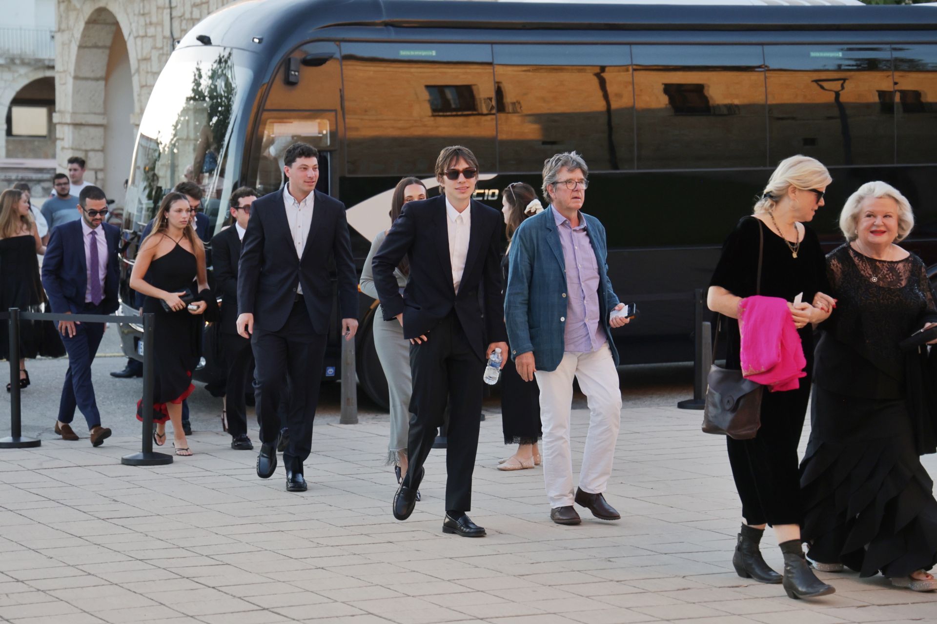 Las imágenes de los invitados de la preboda de Stella Banderas