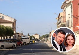 Carretera principal de Quintanilla de Onésimo. En detalle, Antonio y Stella Banderas.