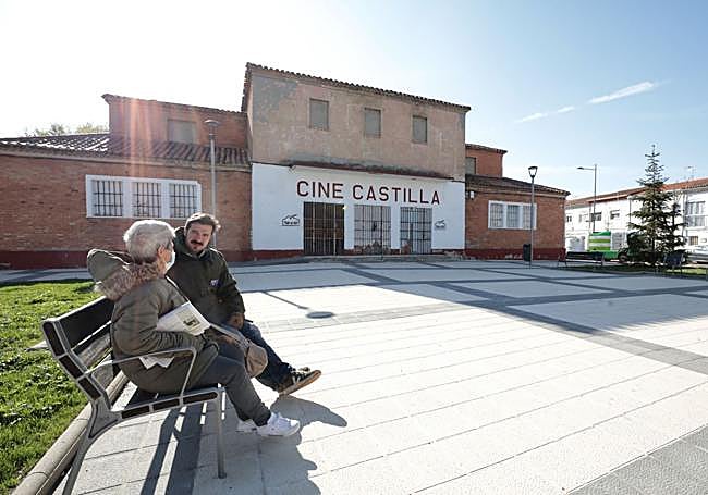 La plaza del Cine Castilla fue rehabilitada en 2022.