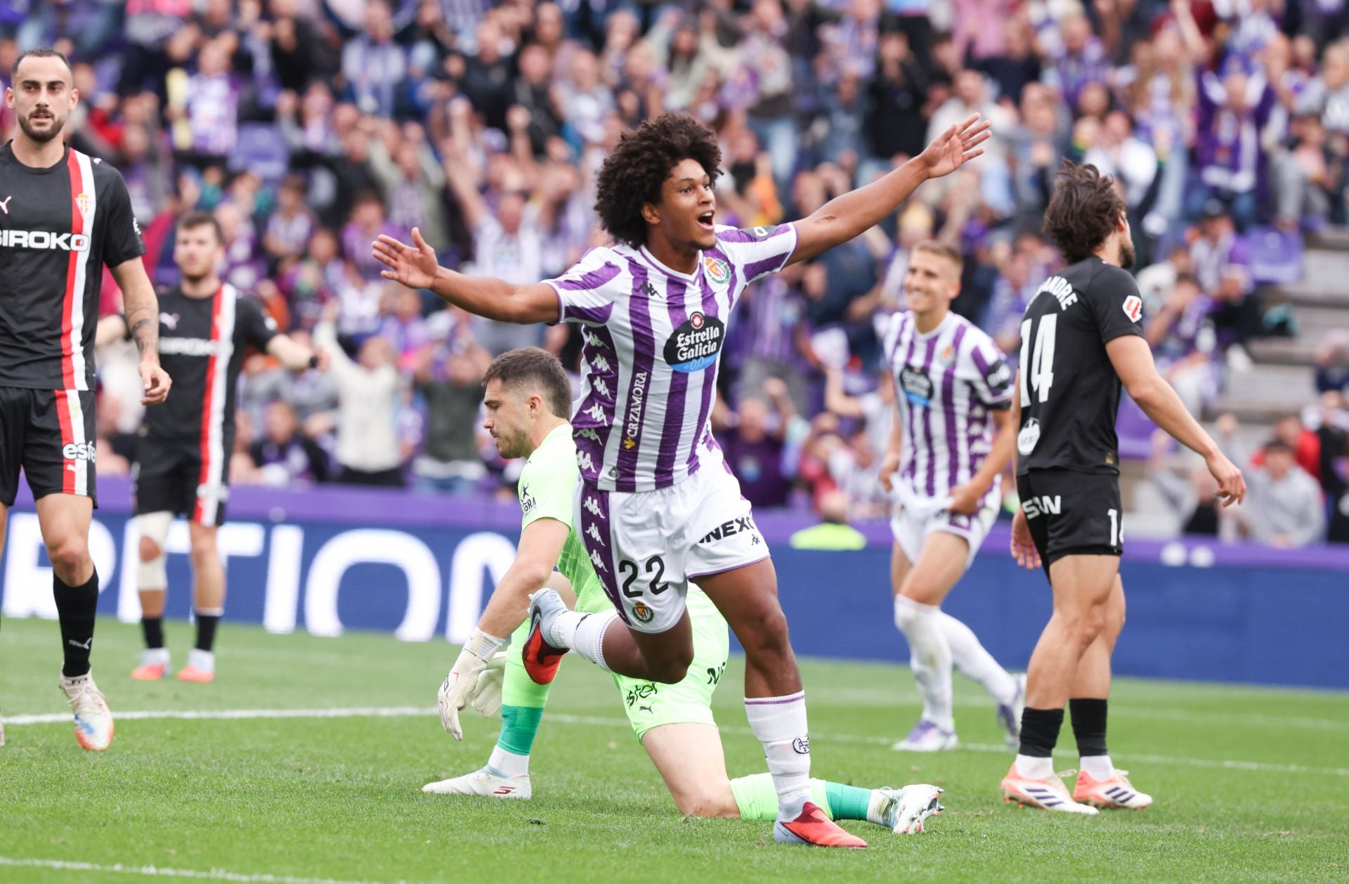 Real Valladolid 2-3 Sporting de Gijón