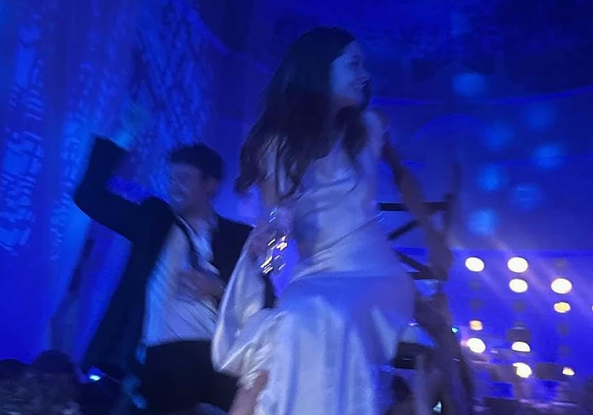 Los novios, en un momento de la celebración.