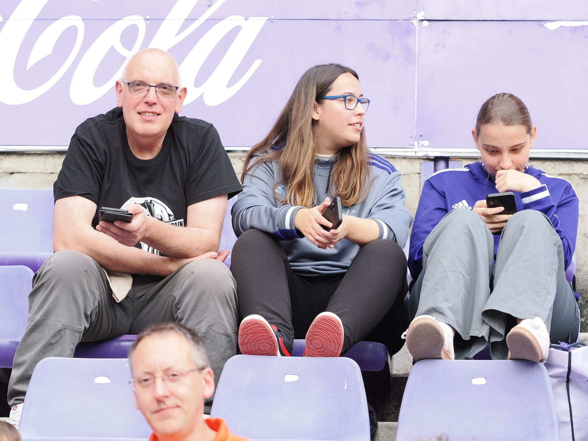 Búscate en la grada del Real Valladolid-Sporting de Gijón (1/4)