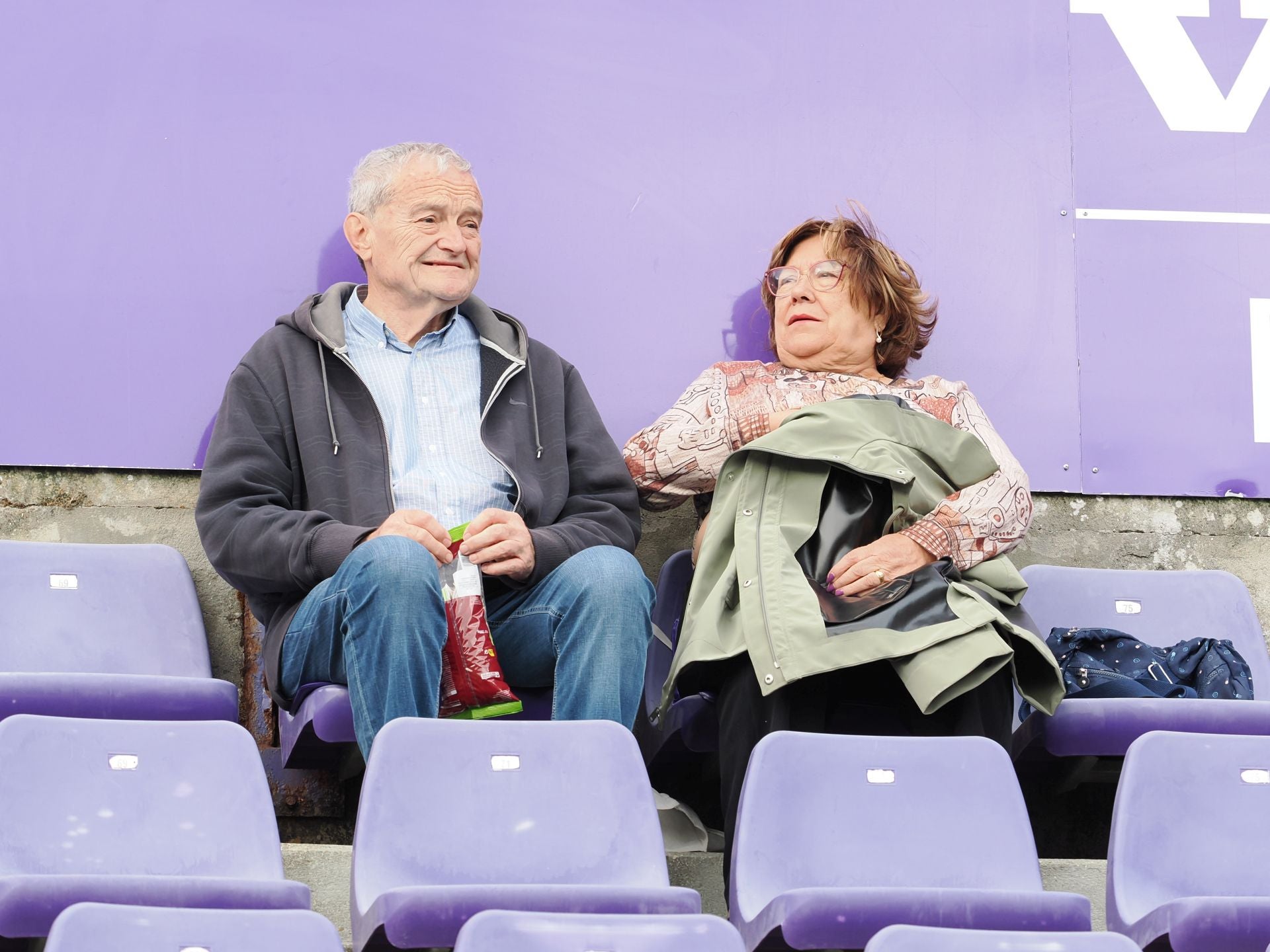 Búscate en la grada del Real Valladolid-Sporting de Gijón (1/4)