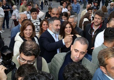 Abascal se da un baño de masas en Segovia