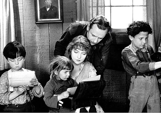 Un fotograma de 'El viento', la película que se proyectará en el Delibes con música en directo de la OSCyL.