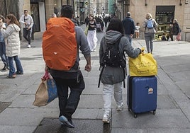 Imagen de archivo de turistas en Segovia.
