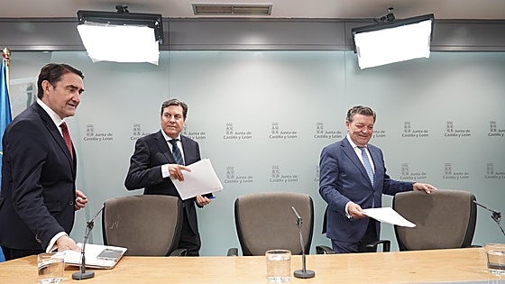La Junta enviará «cuanto antes» las cuentas a las Cortes con «el reto de aprobarlas»