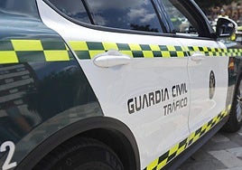 Herido al chocar un camión y un turismo en Torquemada