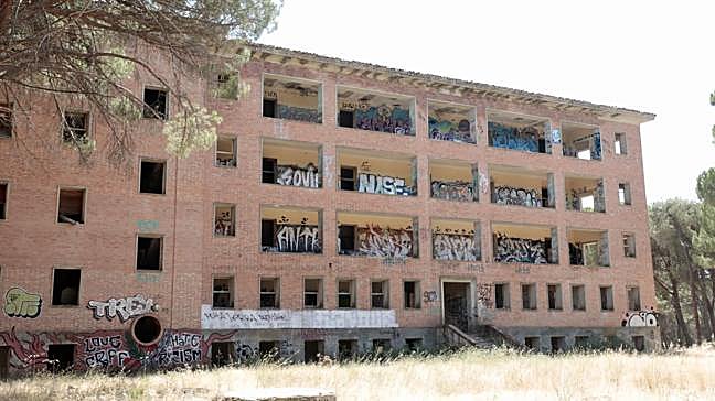 Un antiguo sanatorio para enfermos de tuberculosis se ha convertido en los últimos años en lugar de interés para aquellos atraídos por los fenómenos paranormales. ¿En qué lugar de la provincia vallisoletana se encuentra?