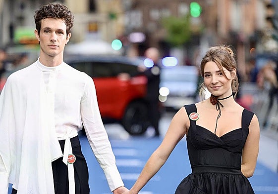 El actor Diego Garisa y la actriz Julia Martínez, de la película 'Subsuelo'.