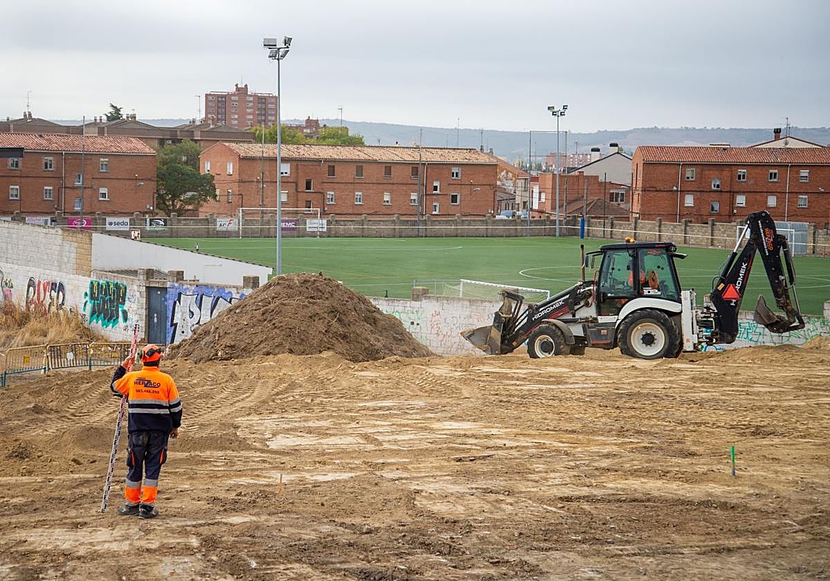 Obras del nuevo aparcamiento del Cristo en una imagen de este viernes.