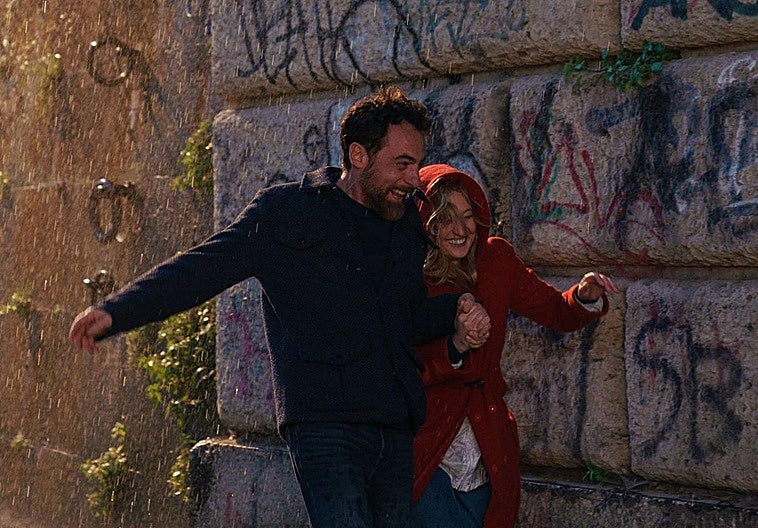 Elio Germano y Alba Rohrwacher son Antonio y Marta en 'Tres adioses'.