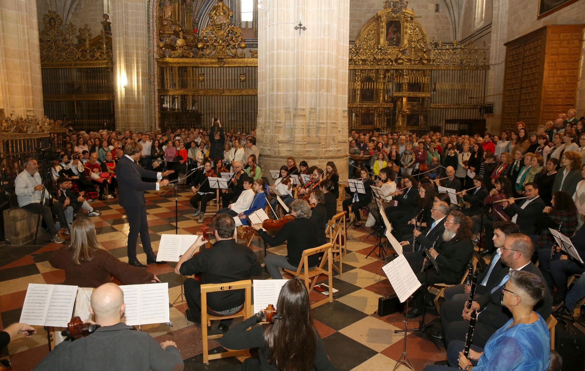 Un San Frutos a cubierto, en imágenes