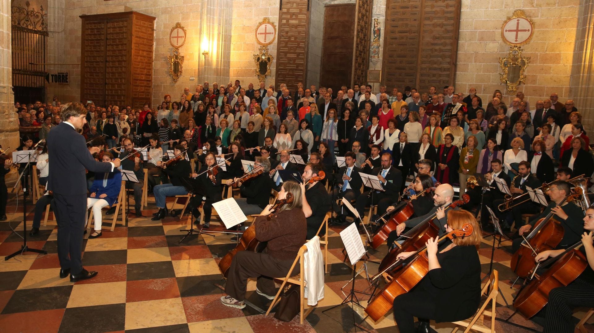 Un San Frutos a cubierto, en imágenes