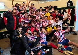 Euforia en el vestuario rojiblanco al término del encuentro.