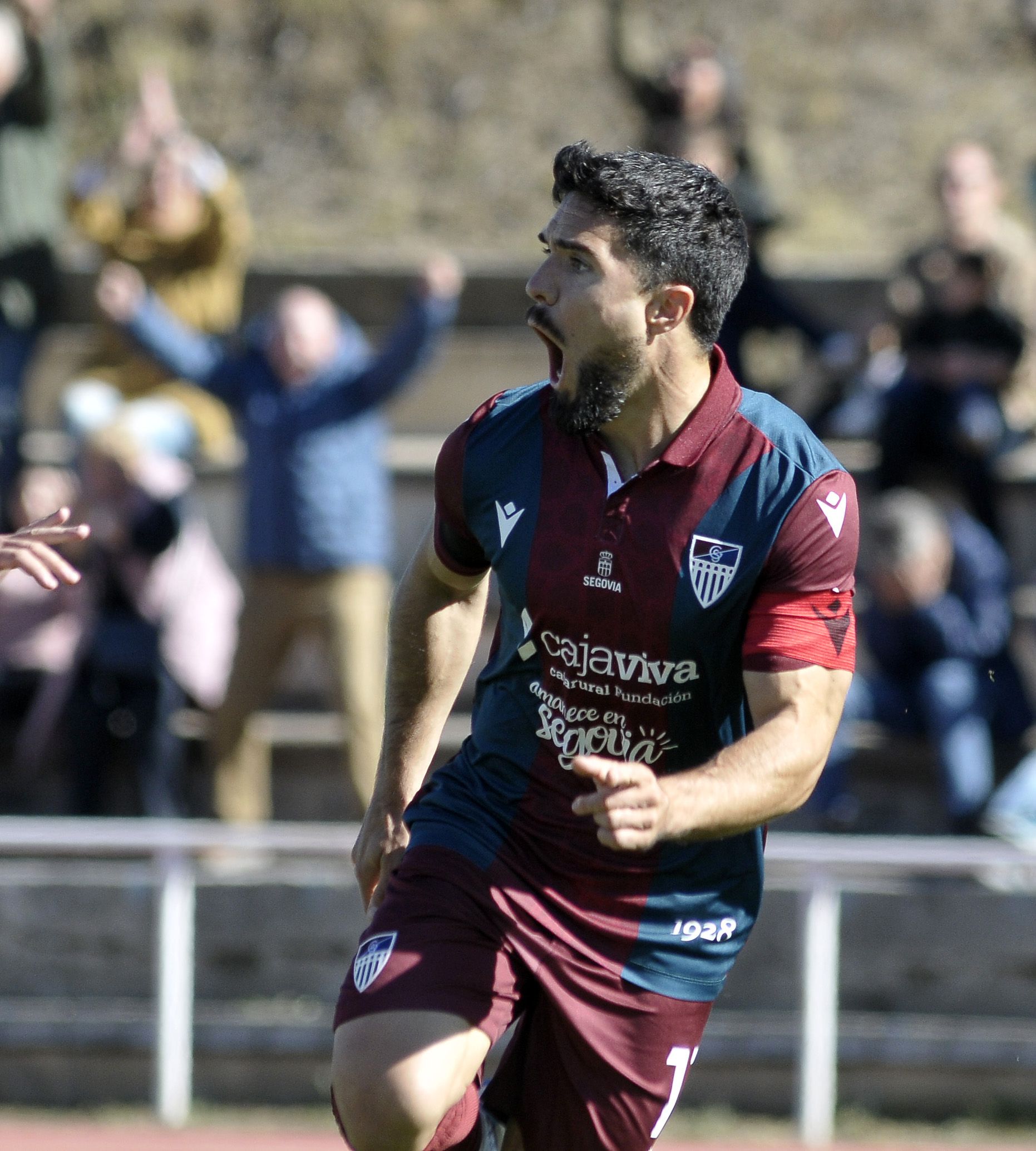 Fotos de la victoria de la Segoviana en Salamanca