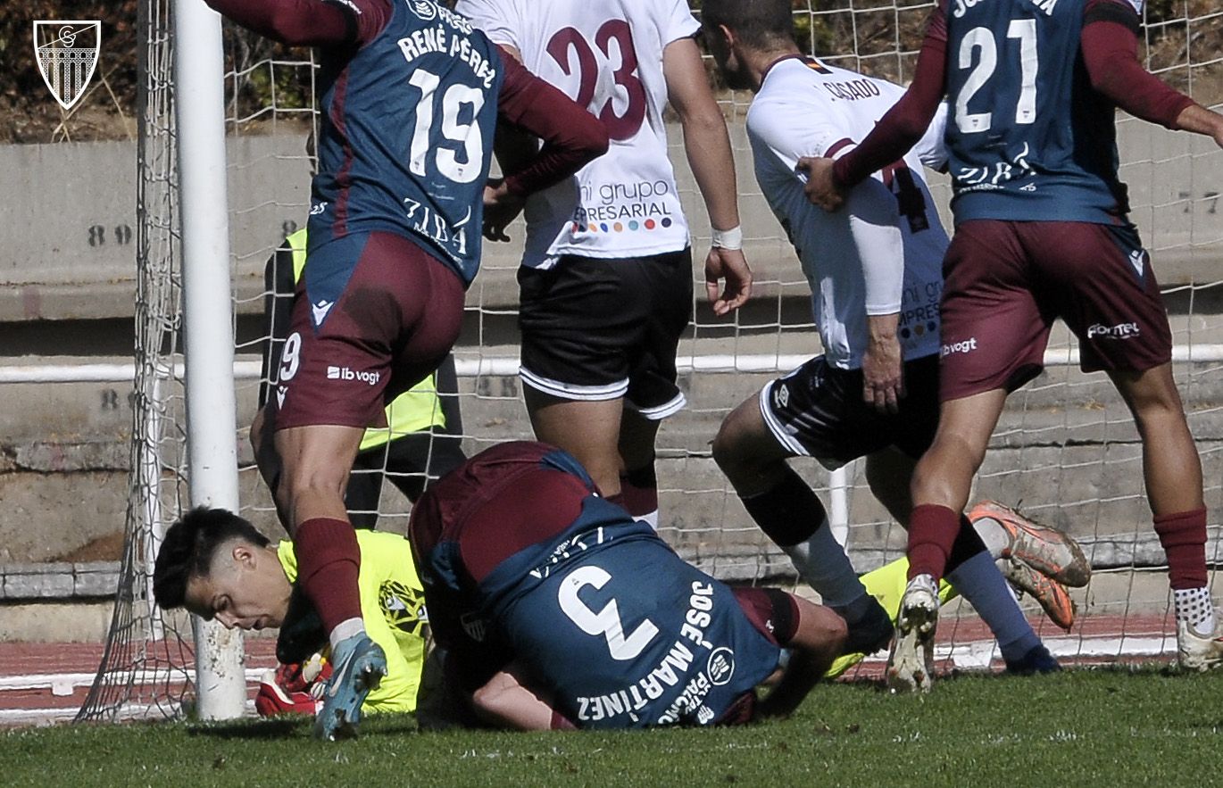 Fotos de la victoria de la Segoviana en Salamanca