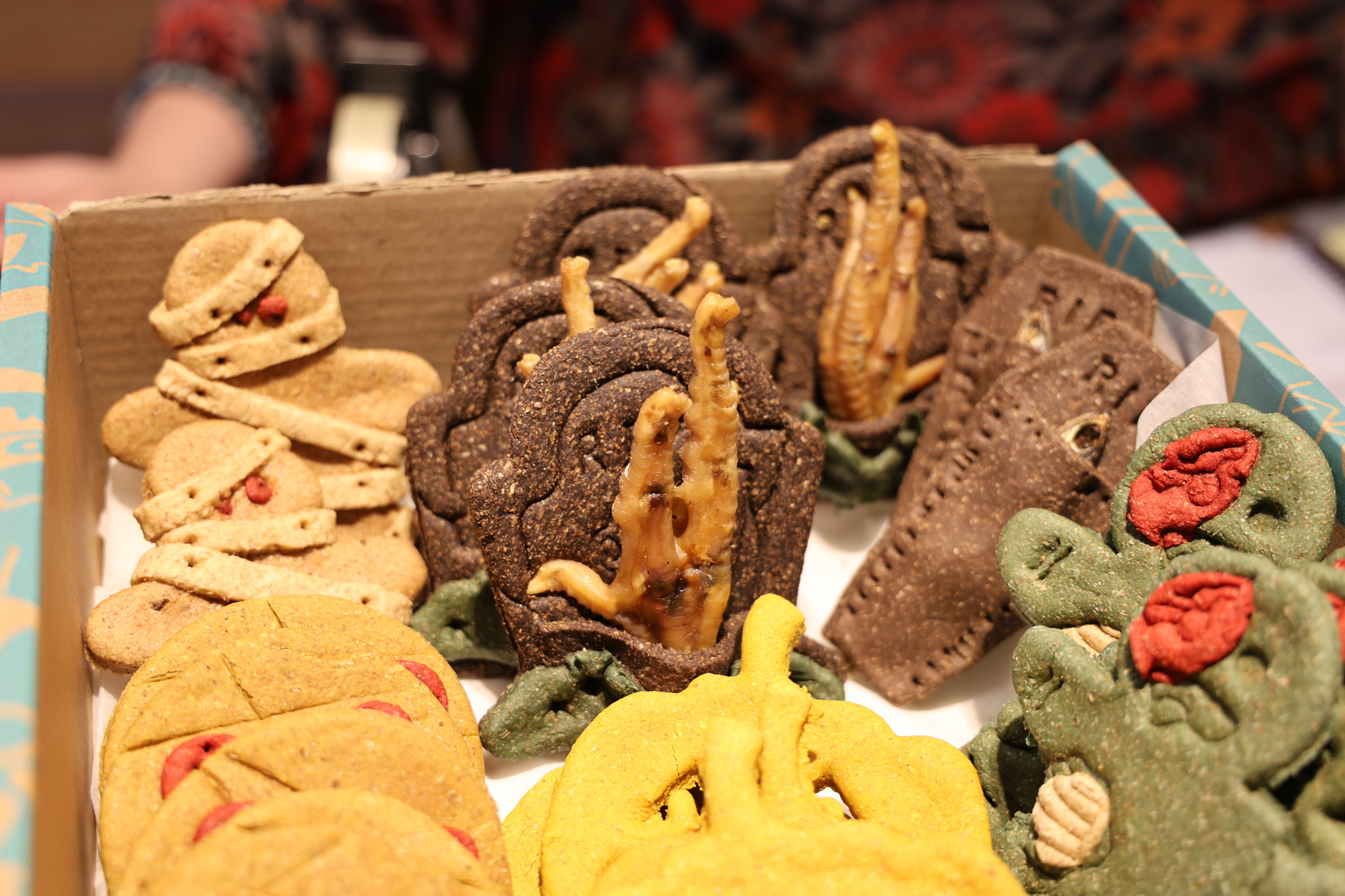 Galletas de perro de Ringo & Otto ambientadas en Halloween.