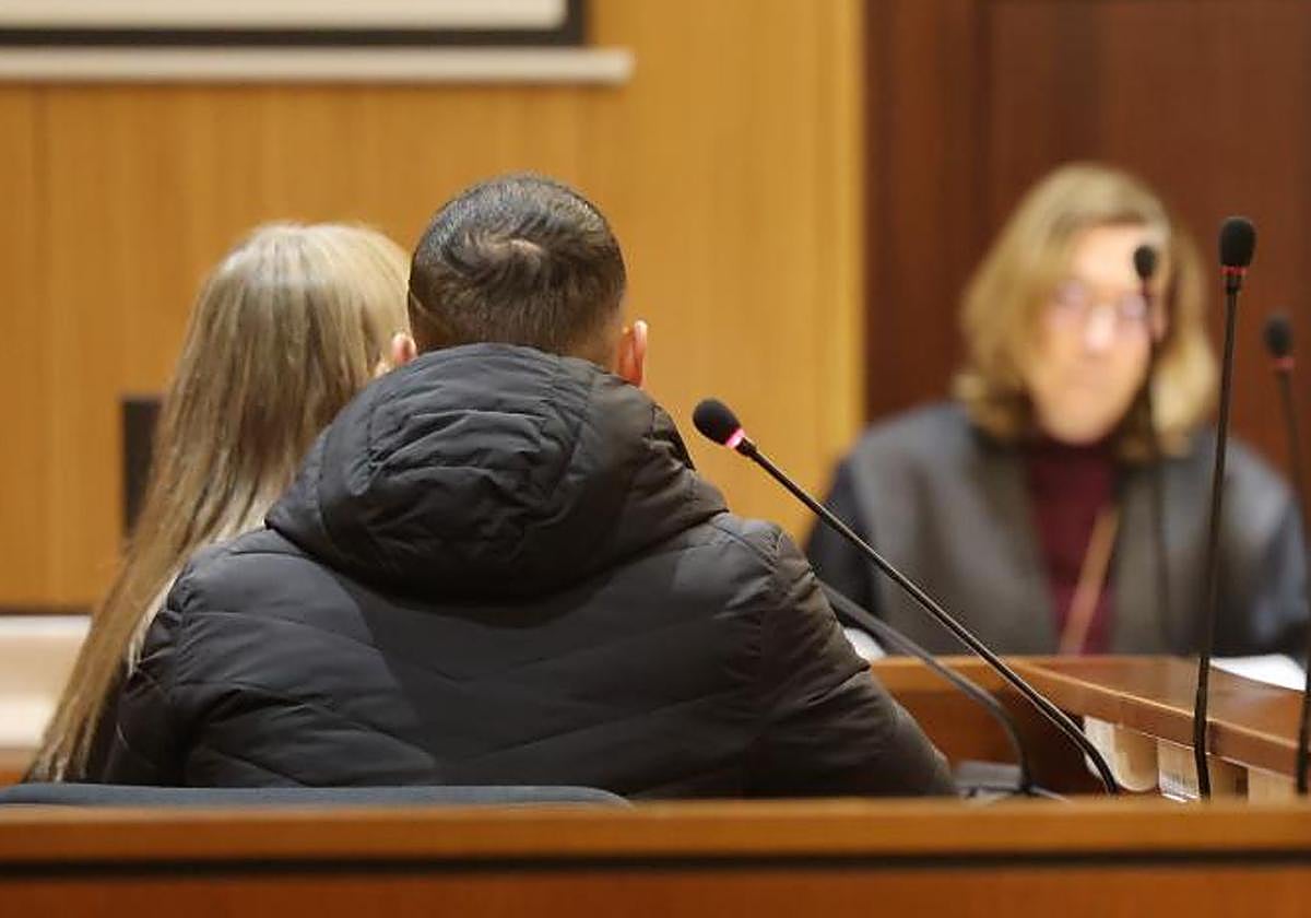 El acusado, durante su declaración en la Audiencia Provincial este lunes.