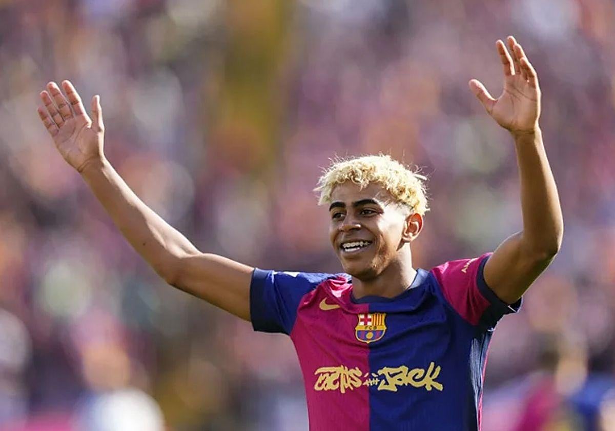 Lamine Yamal, delantero de FC Barcelona.