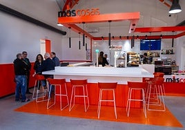 Nueva cafetería de la estación de tren de Palencia, inaugurada este martes.