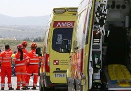 Imagen de archivo de ambulancias en un accidente ocurrido en Segovia.