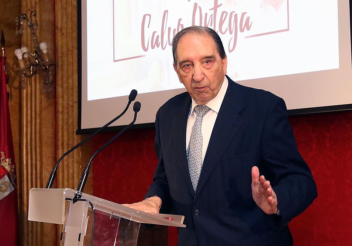 Rafael Calvo Ortega, el día que recibió el premio especial del jurado de la Diputación (2018).