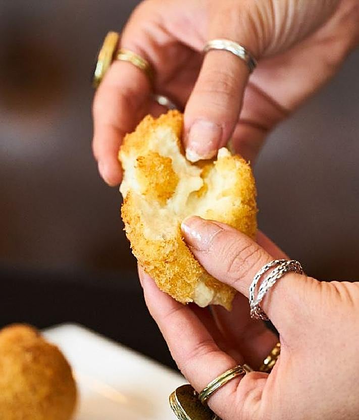 Imagen secundaria 2 - Carne de Vinotinto, Steak tartar de Melêl y croquetas de Martina y Soda.